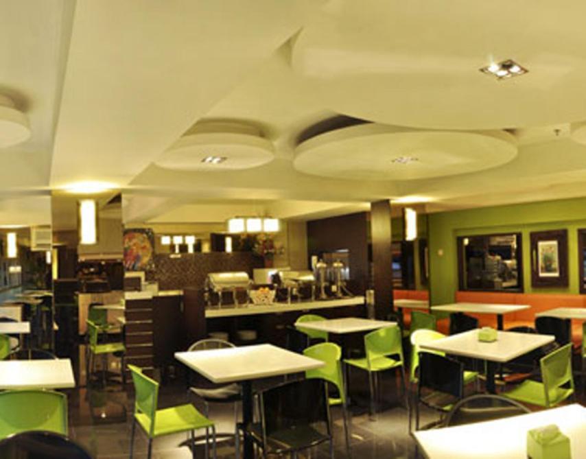 Bamboo Inn Hotel & Cafe Jakarta Exterior photo