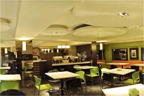 Bamboo Inn Hotel & Cafe Jakarta Exterior photo